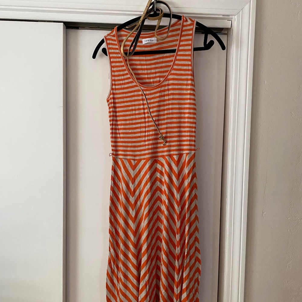 Calvin Klein orange belted chevron dress, size 4